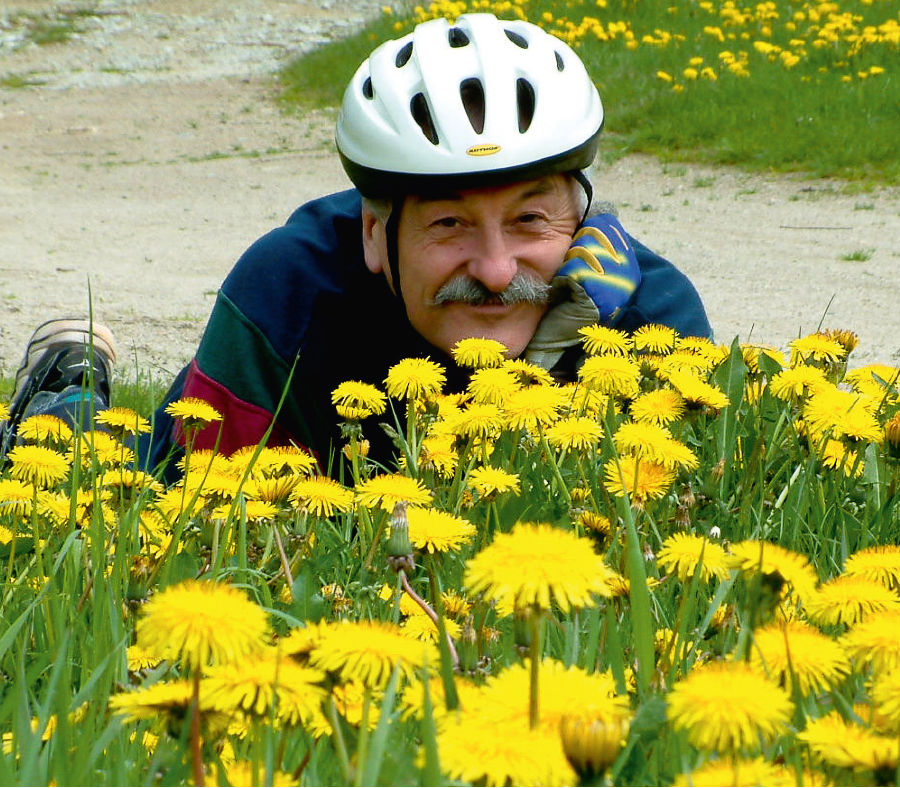 Cenu Arnošta z Pardubic udělilo vedení Univerzity Karlovy doc. RNDr. Ivanu Bičíkovi, CSc.