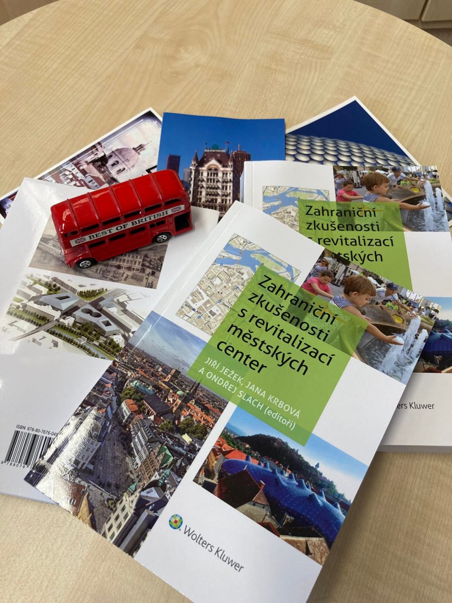 Vyšla kniha “Zahraniční zkušenosti s revitalizací městských center”