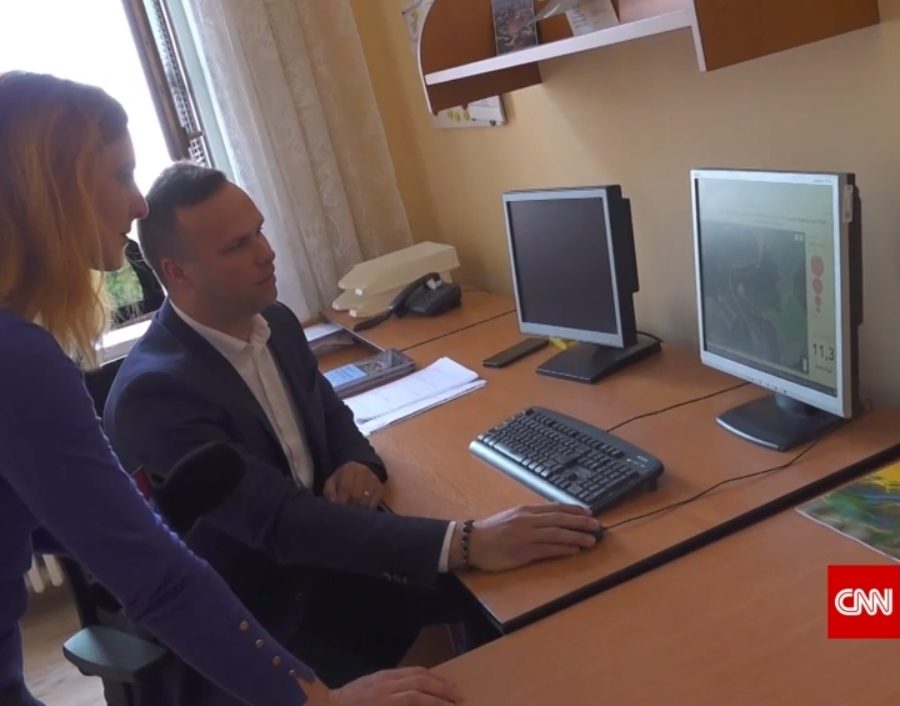 Sociální geograf Stanislav Kraft v reportáži CNN Prima News o výzkumu nehodových lokalit motocyklů